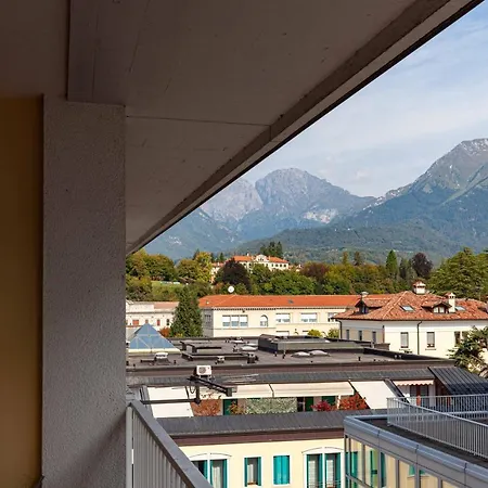 公寓 Attico In Centro A - Marmolada 贝卢诺